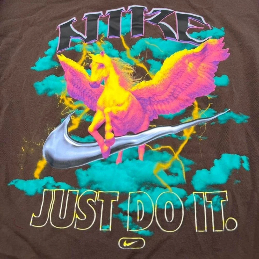 Nike Oversized Pegasus Unicorn Graphic Tee Brown Just Do It Shirt Mens L